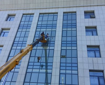 郑州高空外墙清洗专业公司选择指南与市场行情解析